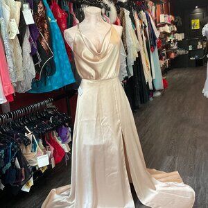 Fame & Partners V-Neck Strappy Cowl Gown Sleeveless Maxi Dress Back Zip Size 2